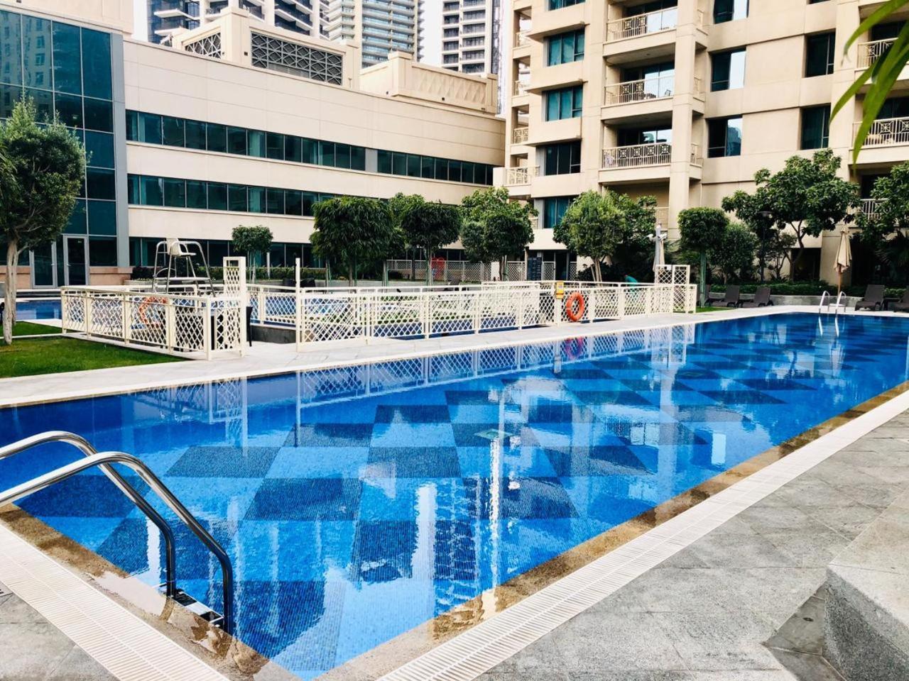 Luxury 2Br Downtown Apt With Burj Khalifa Views 두바이 외부 사진