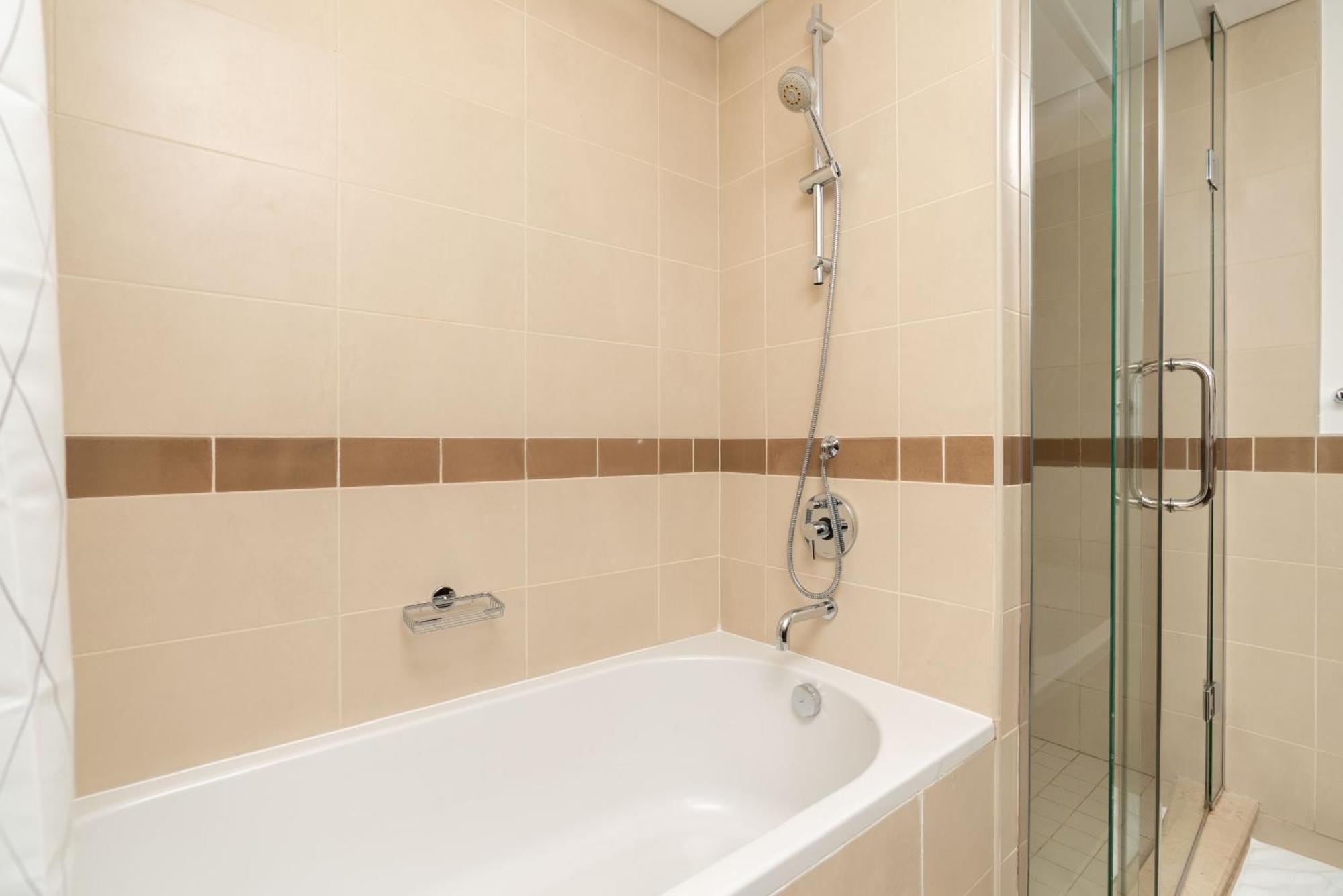 Luxury 2Br Downtown Apt With Burj Khalifa Views 두바이 외부 사진