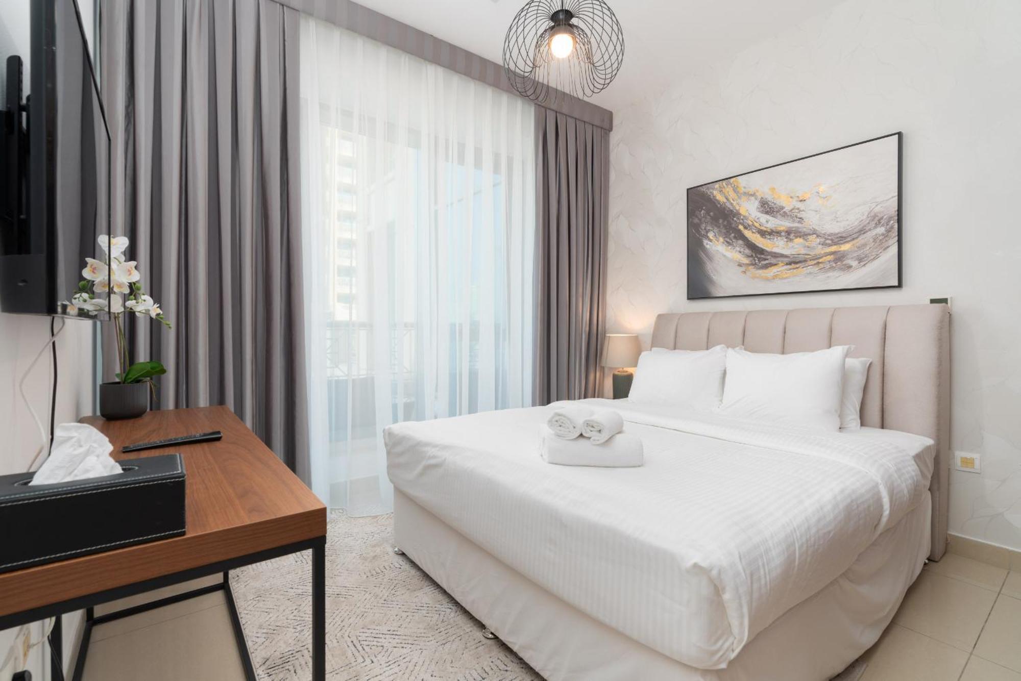 Luxury 2Br Downtown Apt With Burj Khalifa Views 두바이 외부 사진