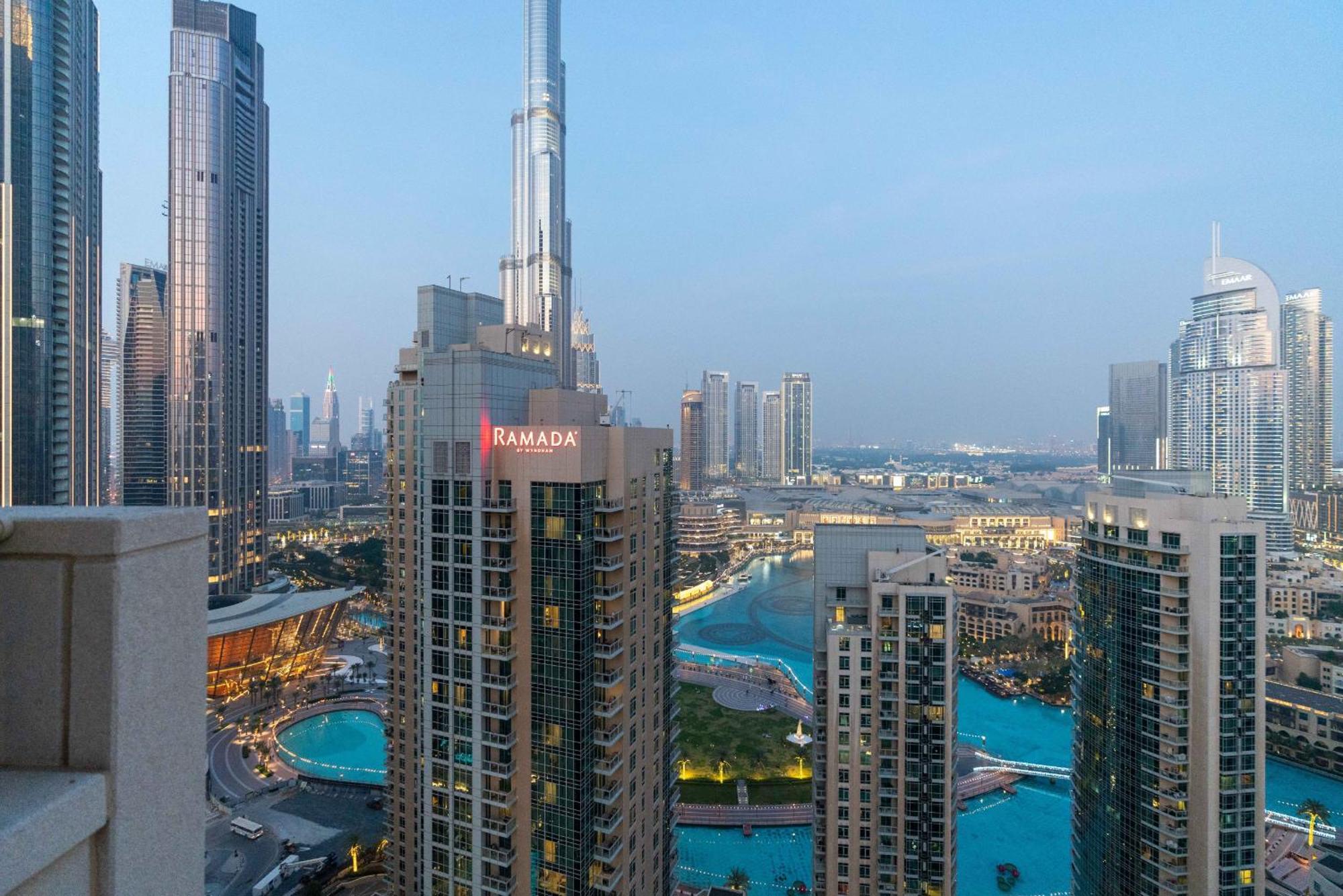 Luxury 2Br Downtown Apt With Burj Khalifa Views 두바이 외부 사진